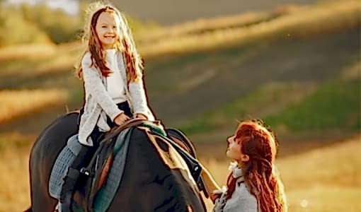 İçsel Huzurunuz İçin: Atla Doğada Gezin